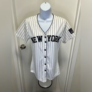 New York Striped Women's Top Size L